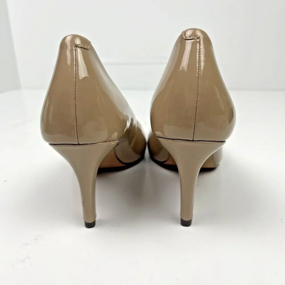 Clarks Somerset Womens Nude‎ Patent Leather High Heel Pumps Size 8 M